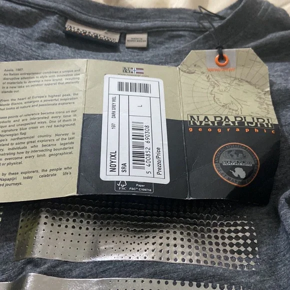 Napapijri - Picture 9 of 12